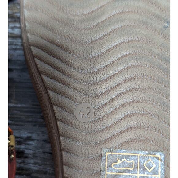 Patrizia by Spring Step Women's Volcanic Beaded T-Strap Comfort Sandal Size 42 - Picture 7 of 8